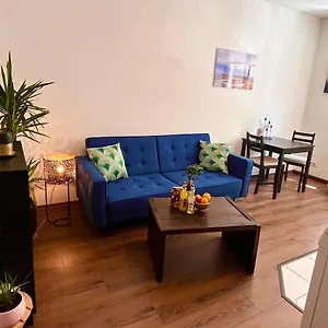 Traumhaftes Zwei-zimmer-apartment An Der Elbe Apartment